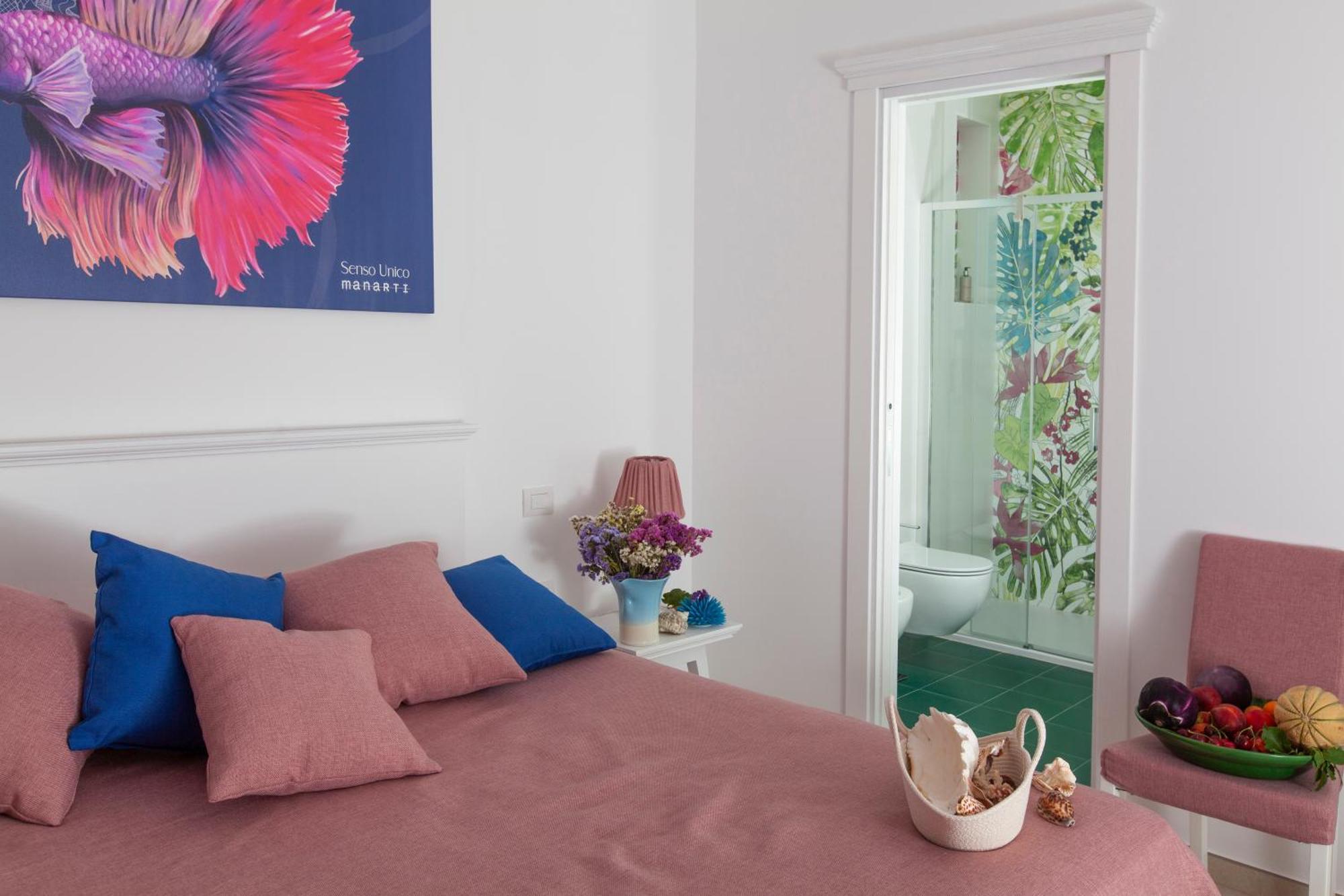 Dimora Nesea Bed & Breakfast Cozze Екстериор снимка