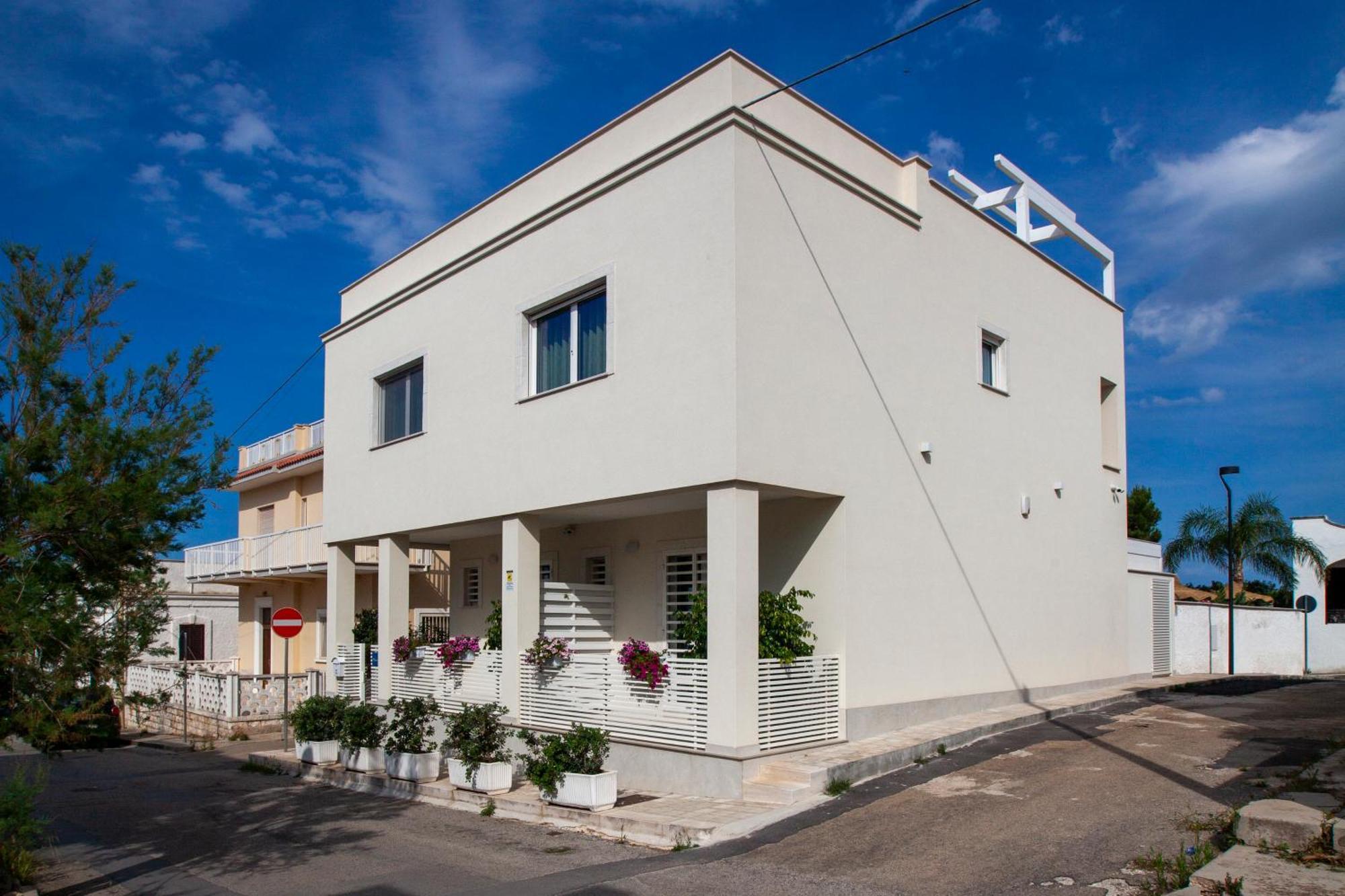 Dimora Nesea Bed & Breakfast Cozze Екстериор снимка